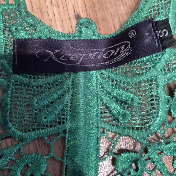 Rose tank top - Picture 4 of 8